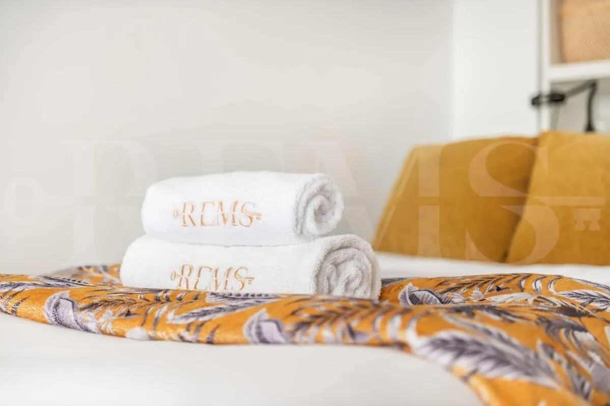 شقة Hillside Gem, Panoramic Sea Views And 2 Terraces Rems مالقة إسبانيا