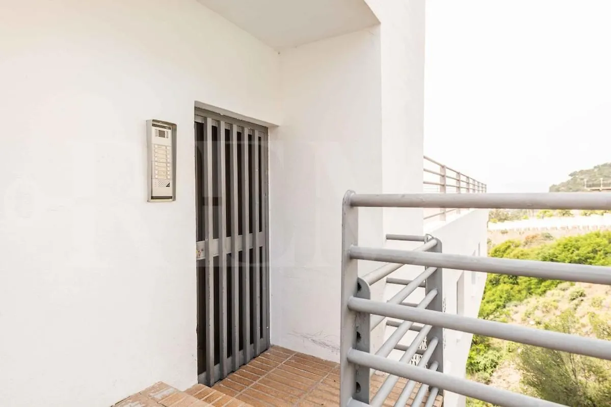 Апартаменты Hillside Gem, Panoramic Sea Views And 2 Terraces Rems Малага