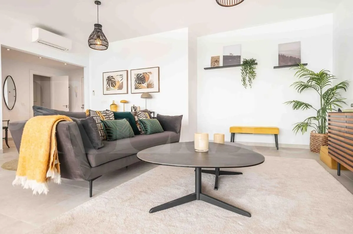 Апартаменты Hillside Gem, Panoramic Sea Views And 2 Terraces Rems Малага Испания